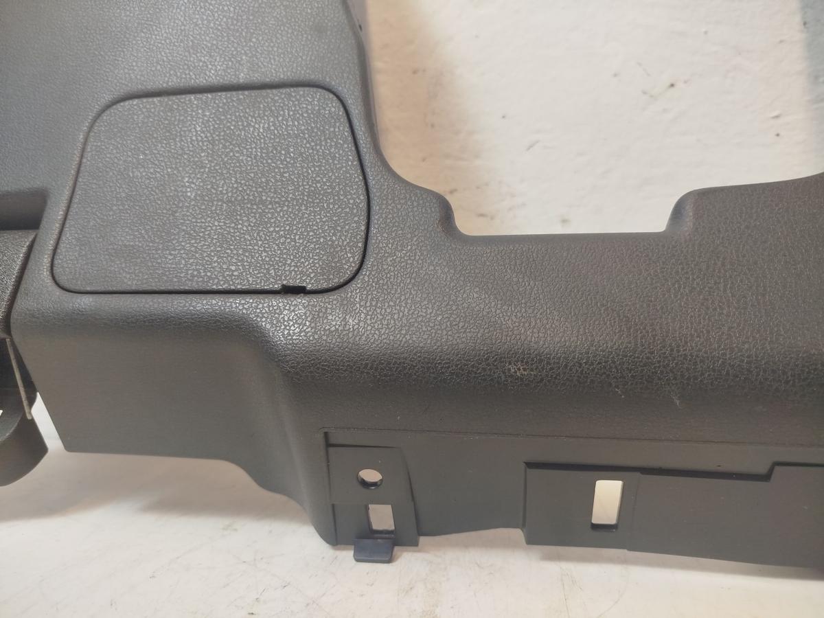 Nissan Leaf ZE1 40kWh Verkleidung Armaturenbrett unten links neben Lenks&auml;ule