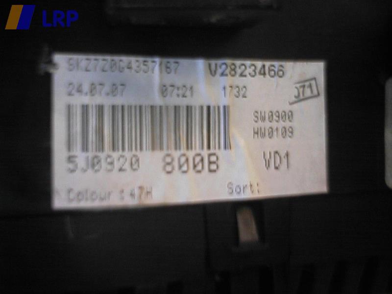 Skoda Fabia 5J Tacho Kombiinstrument 5J0920800B A2C53111432 VDO BJ2007