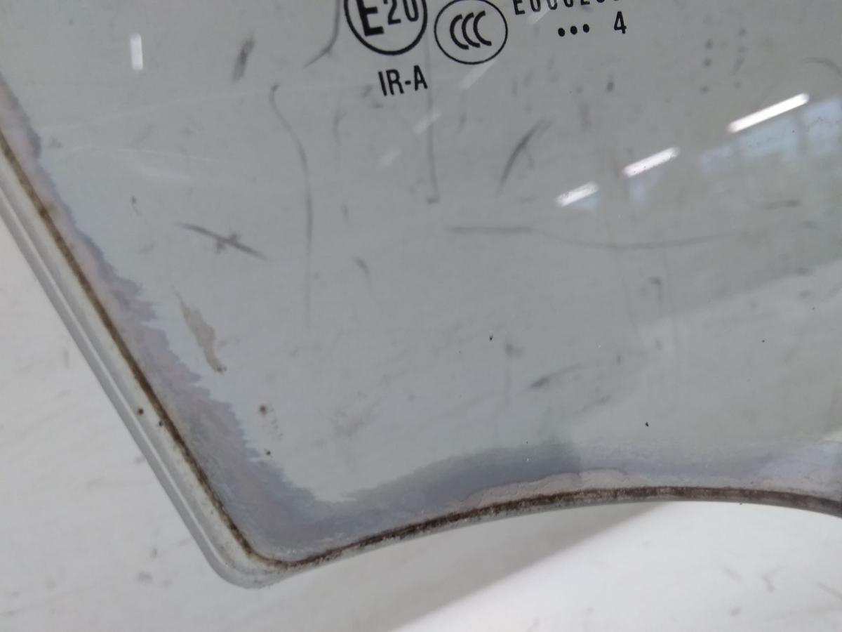 VW Phaeton GP4 T&uuml;rscheibe vorn rechts VSG Doppelverglasung D&auml;mmglas gr&uuml;n Bj.2015