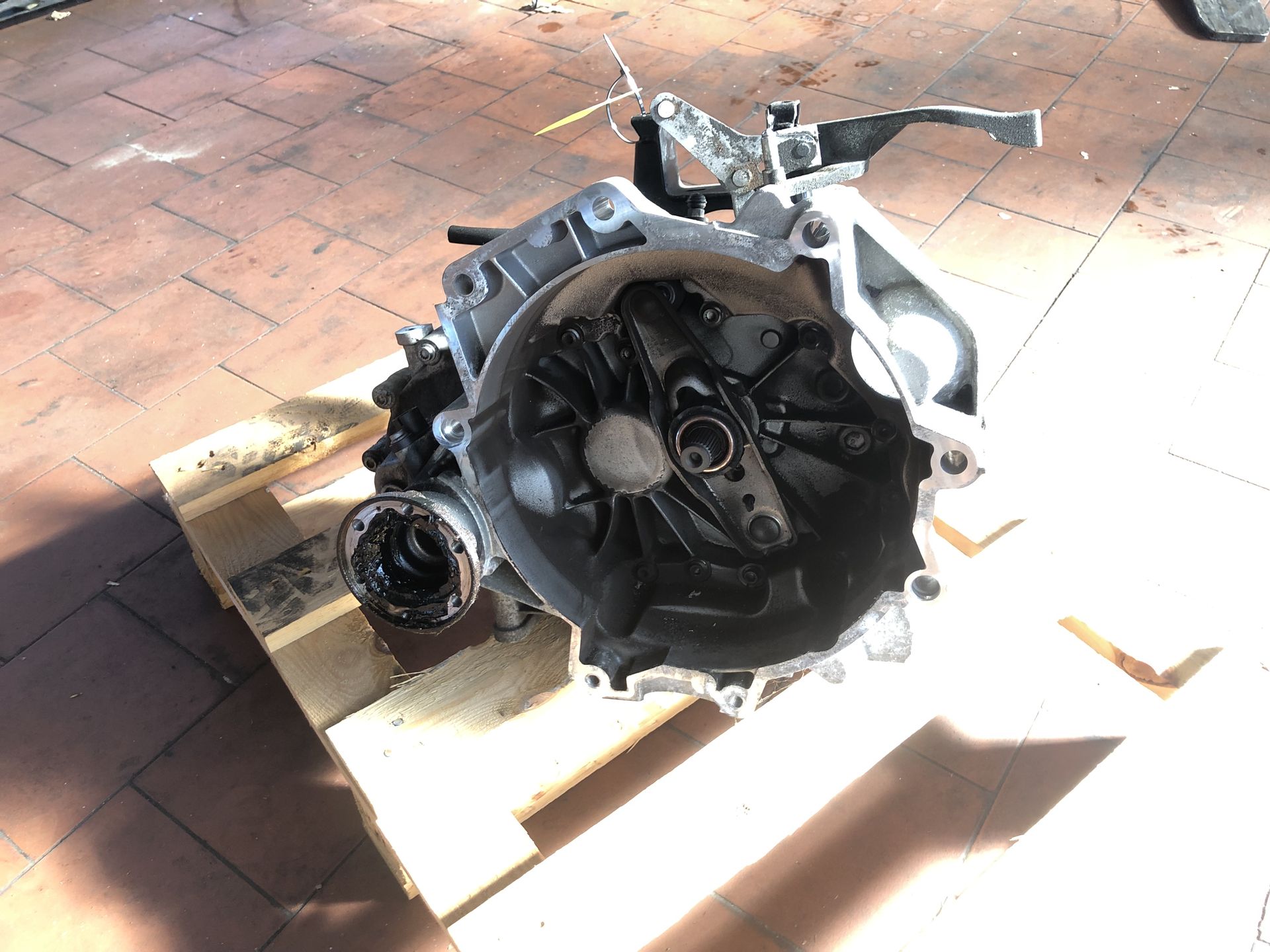 VW Polo 9N3 Getriebe Schaltgetriebe 5 Gang HZM 102tkm