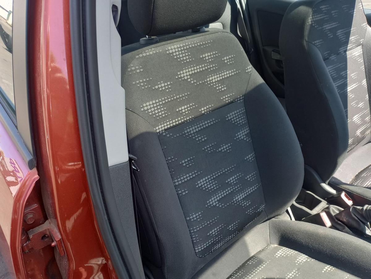 Opel Corsa D orig Sitz vorn rechts Beifahrersitz 5Trg 70Tkm Bj 2012