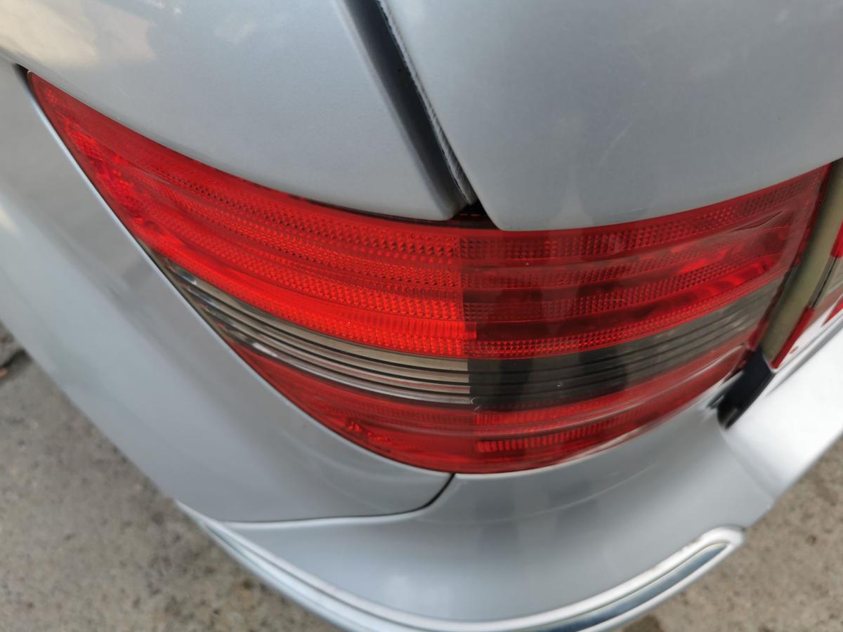 Mercedes B Klasse 245 Rückleuchte Schlussleuchte Rücklicht hinten aussen links