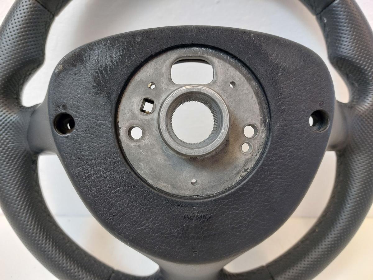 VW Passat 3B 3BG Golf 4 1J Bora Lederlenkrad unten abgeflacht Lenkrad Leder