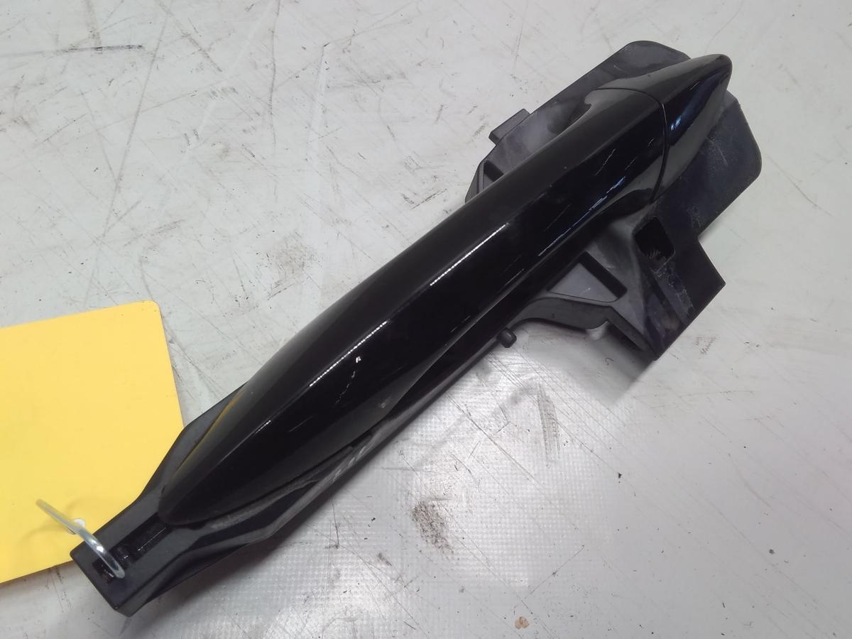 Hyundai i30 Kombi GD orig Aussent&uuml;rgriff hinten links inkl.Tr&auml;ger BJ2015 Phantom Black