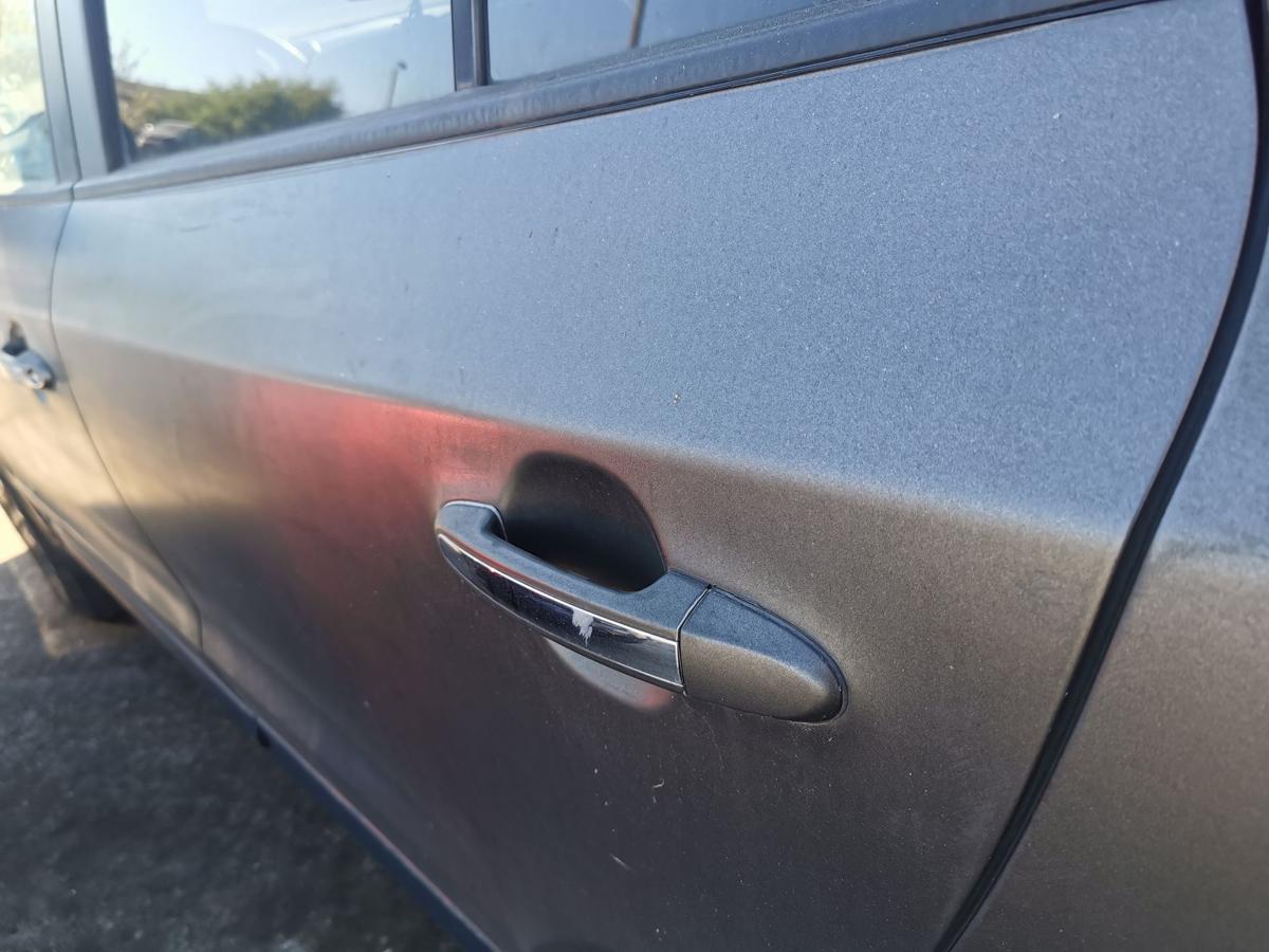 Hyundai Santa Fe CM Tür Autotür Rohbautür Fondtür hinten links TEXT BILDER