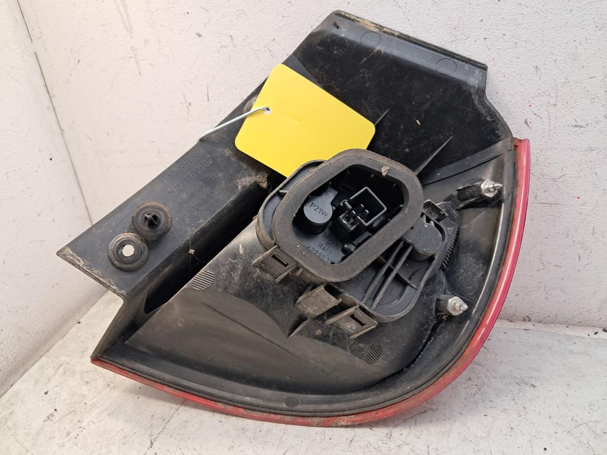 Mitsubishi Colt Z30 orig R&uuml;ckleuchte Schlussleuchte links au&szlig;en 3t&uuml;rig BJ2005