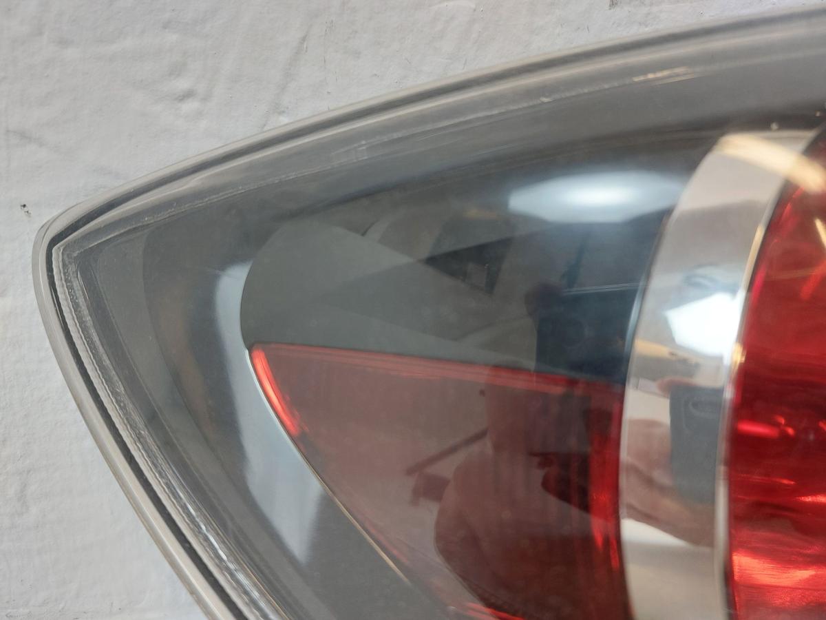 Mazda 3 BK Rückleuchte Schlussleuchte Rücklicht aussen links 5 Türer bis Bj 2006