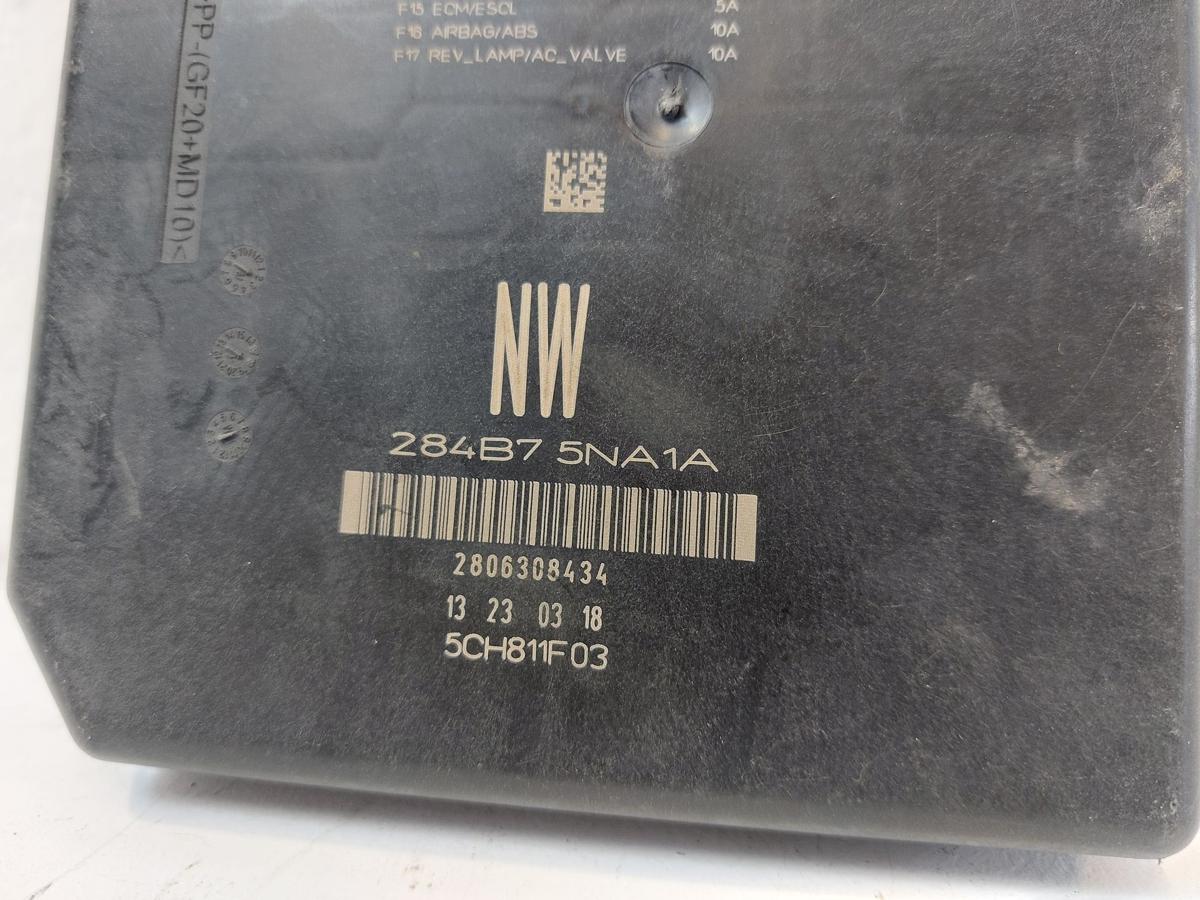 Nissan Qashqai J11 IPDM Steuergerät Motorraum Steuerteil OEM