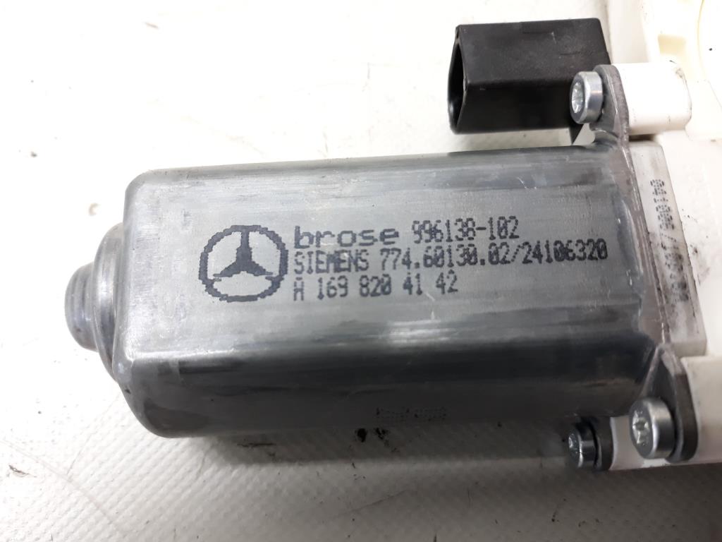 Mercedes B Klasse W245 1698204142 Fensterheber Tür vorn links BJ2006