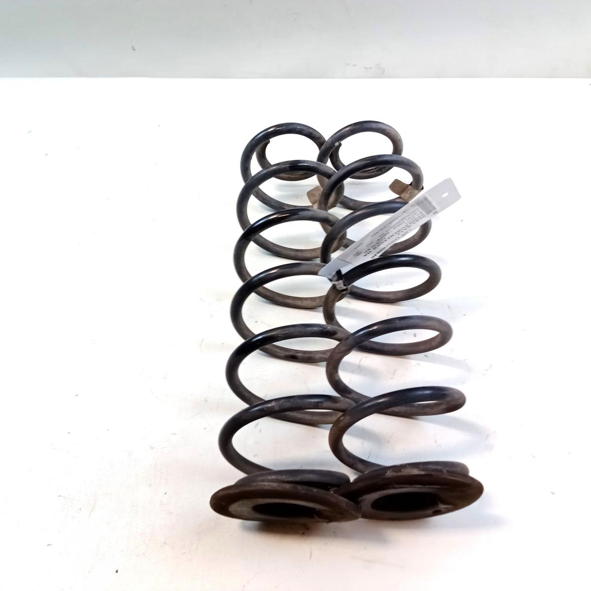 VW Golf 7 Flie&szlig;heck original Satz Schraubenfeder Hinterachse 1.6TDI BJ2017