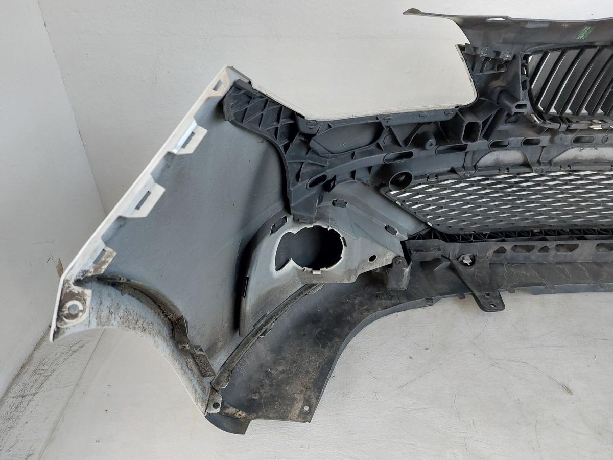 Seat Ibiza 6J Sto&szlig;f&auml;nger vorn Frontsch&uuml;rze LB9A Candywei&szlig; Kratzer rechts