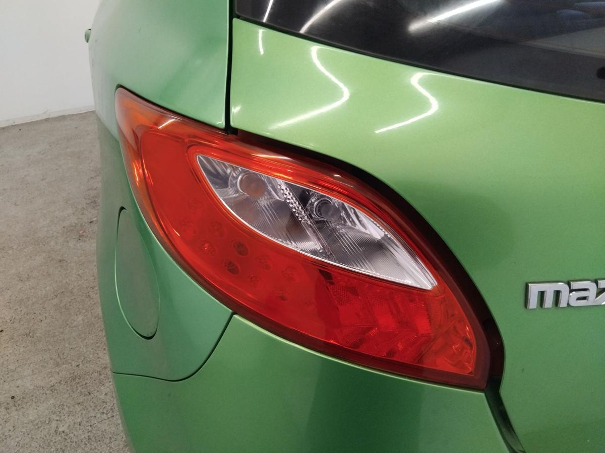 Mazda 2 DE original R&uuml;ckleuchte Heckleuchte links BJ2008