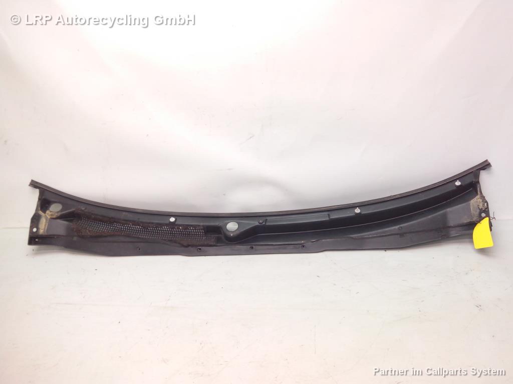 Nissan Maxima QX BJ1998 Plastikabdeckung Windlauf Wasserkasten 6686240U00