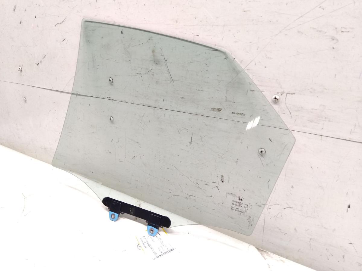 Honda Civic 8 FK2 original T&uuml;rscheibe hinten rechts gr&uuml;ncolor BJ2009