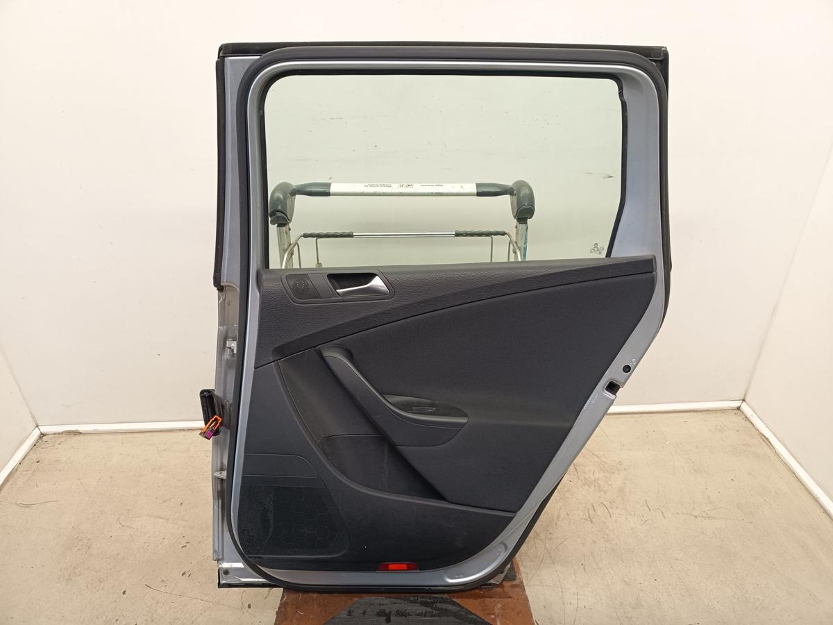 VW Passat 3C Kombi original T&uuml;r hinten rechts LA7W Silber Baujahr 2009