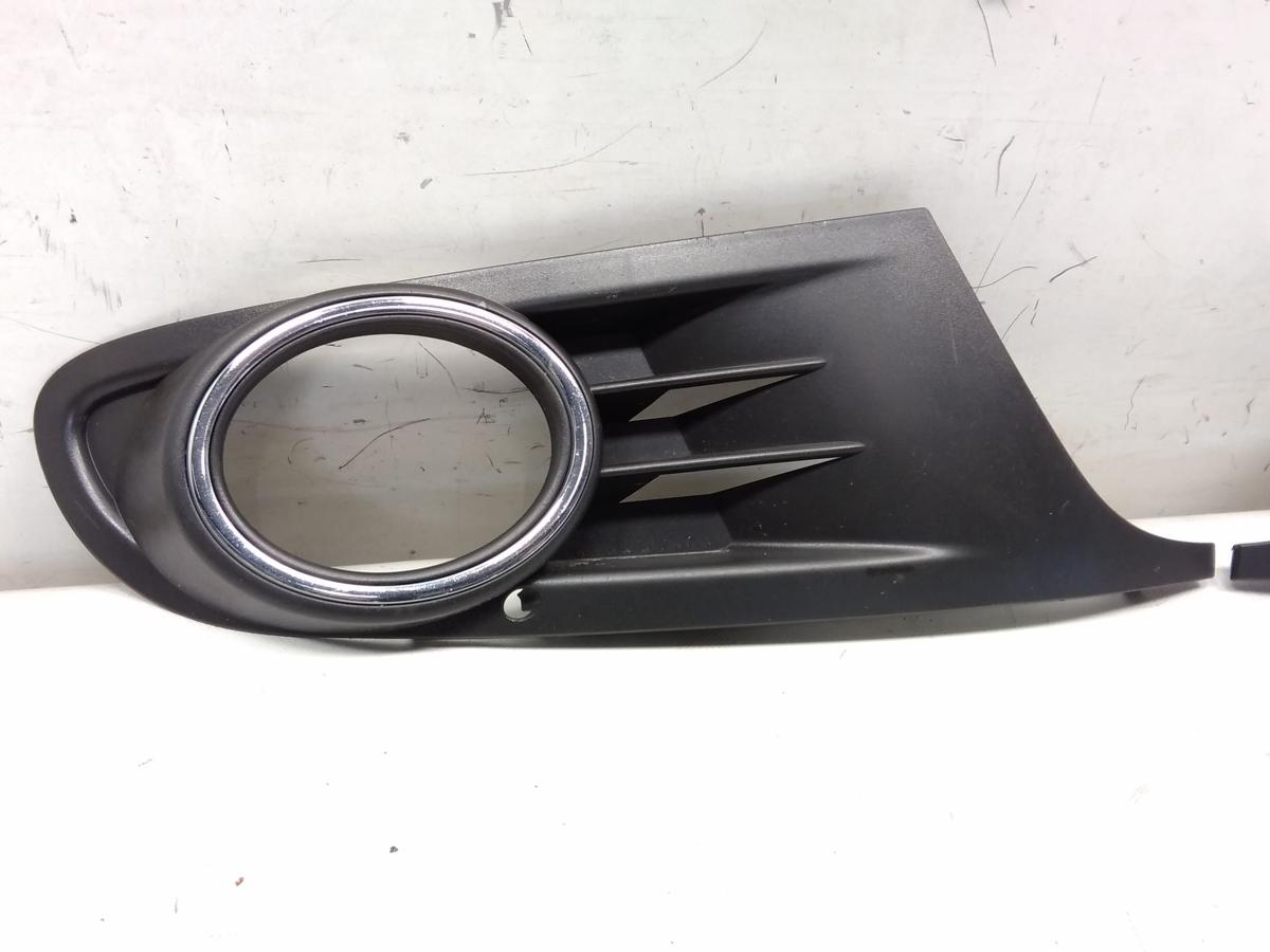 VW Golf 6 orig.Lüftungsgitter Nebelscheinwerfer Stoßfänger vorn li+re BJ2012
