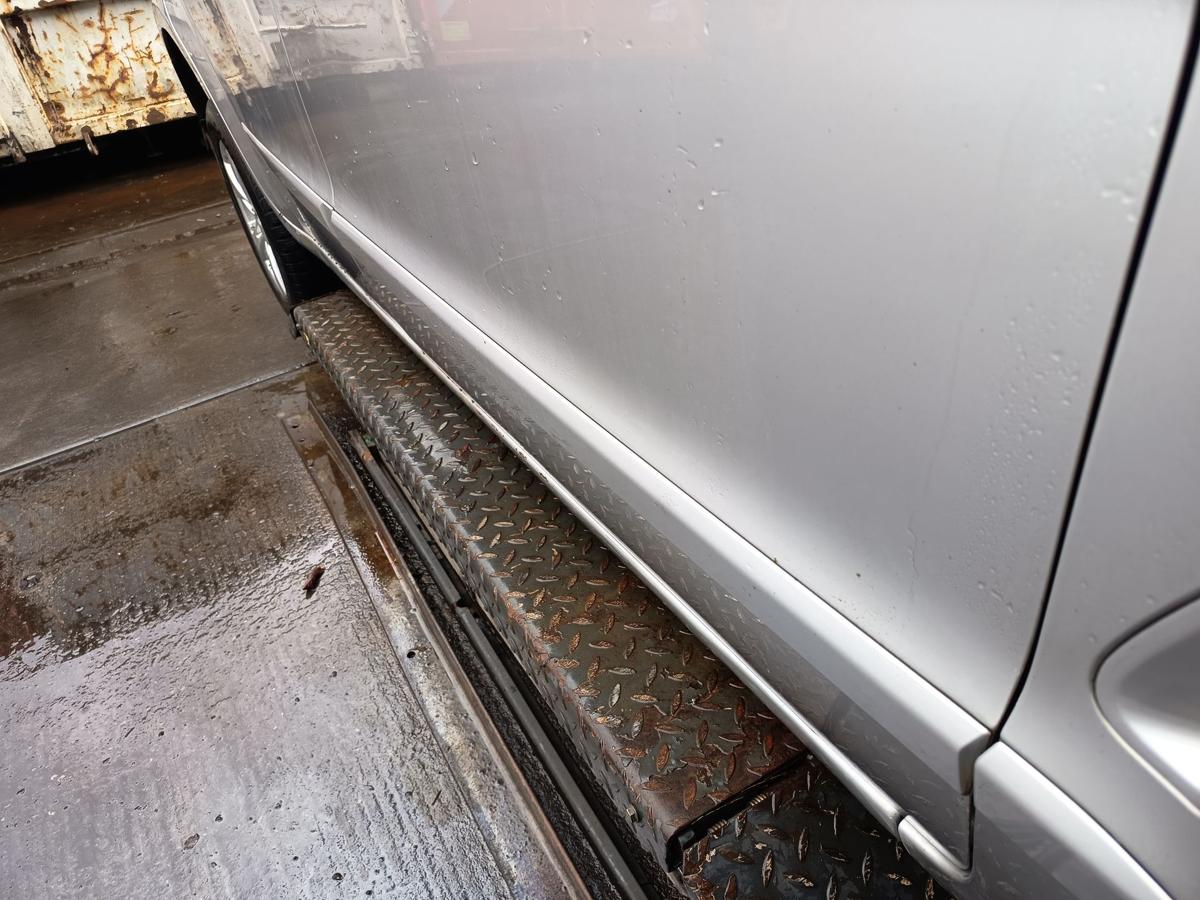 Ford S-Max I original T&uuml;r vorn rechts Beifahrer Kristallsilber Bj 2007