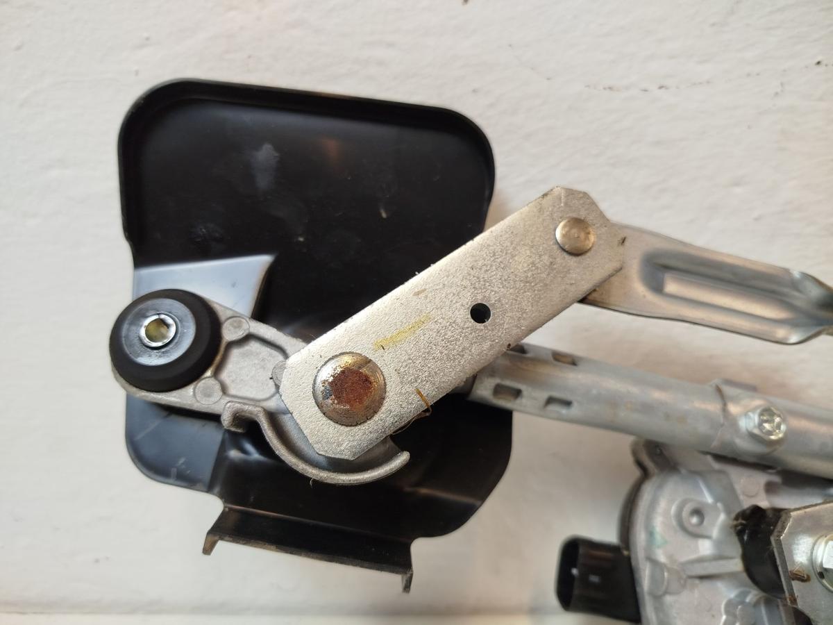 Nissan Micra K14 Wischermotor vorn mit Wischergest&auml;nge Scheibenwischerantrieb