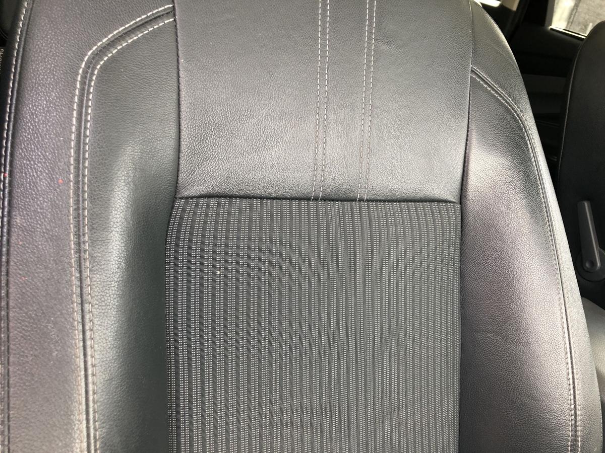Ford C-Max CB7 Sitz vorn rechts Beifahrersitz Teilleder mit Stoff Heizung