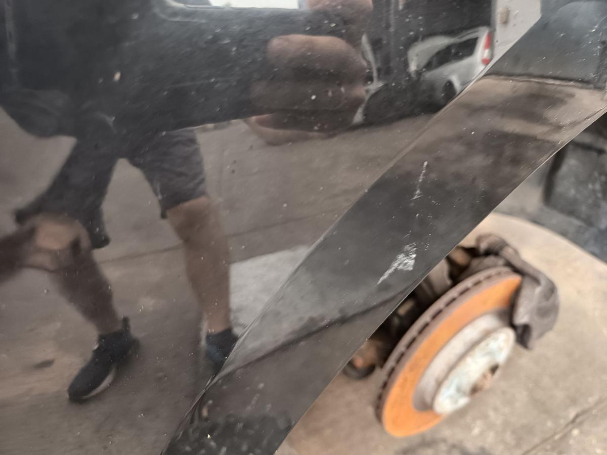 Renault Twingo II original Kotfl&uuml;gel rechts Seitenteil 676 Perlmuttschwarz