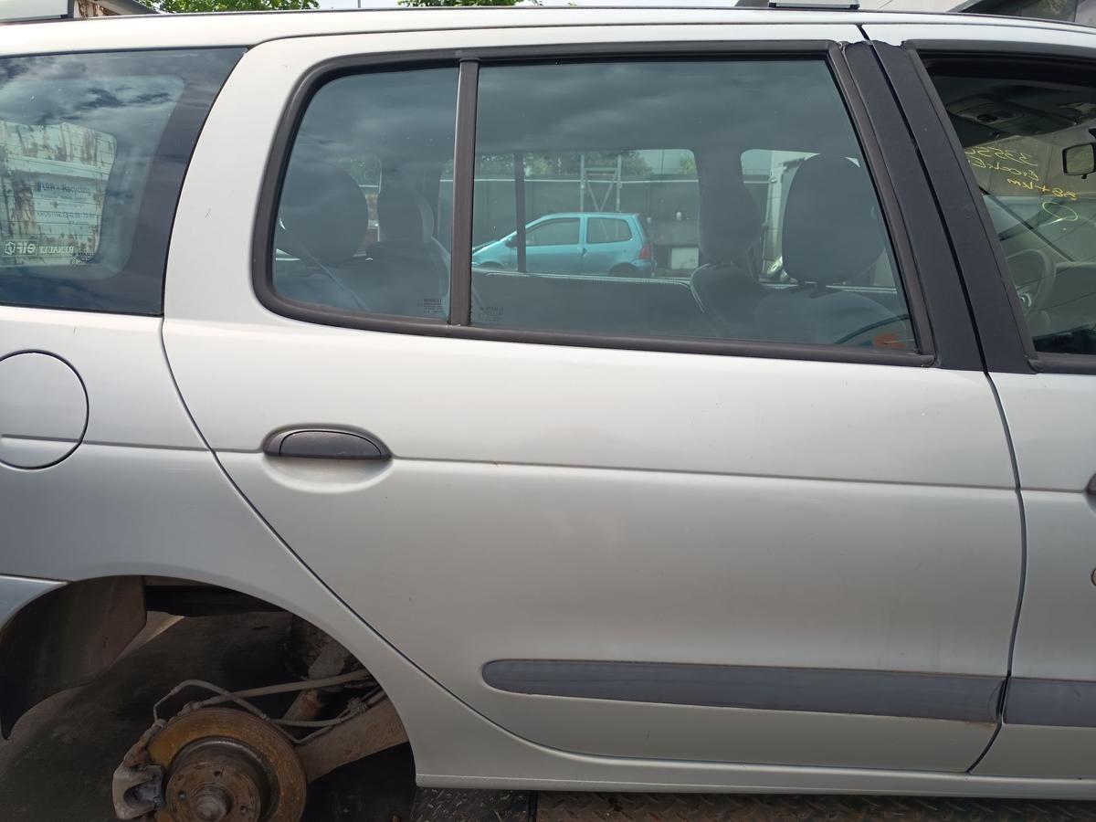 Renault Megane Kombi original T&uuml;r hinten rechts MV632 Polargrau Baujahr 2001