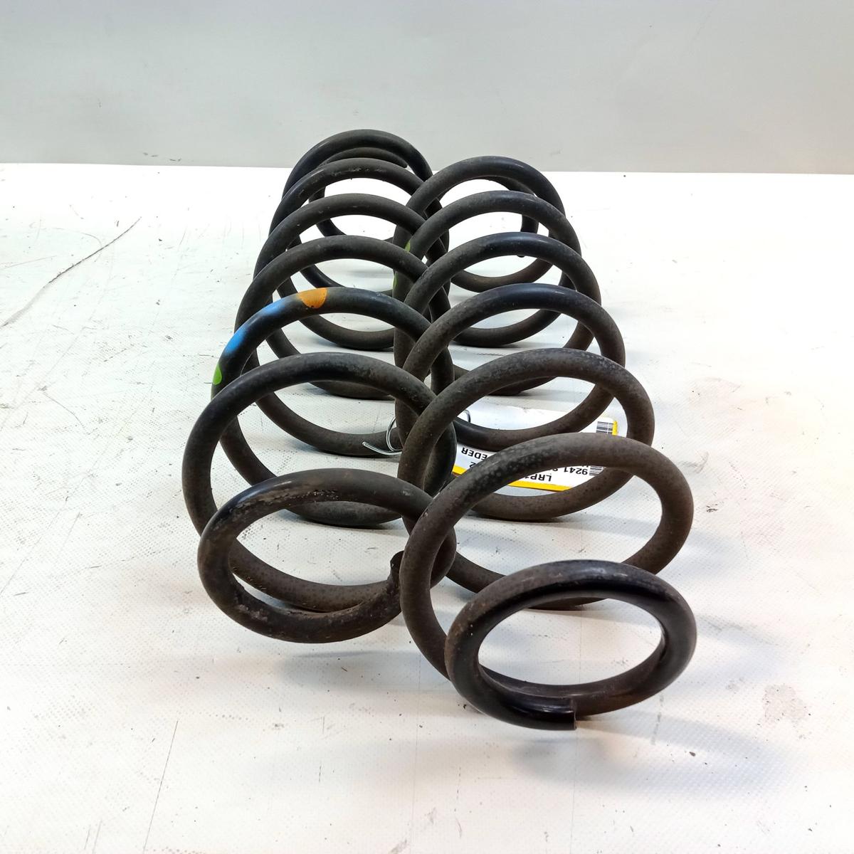 Skoda Fabia 2 Kombi 5J original Satz Schraubenfedern Hinterachse Bj.2008