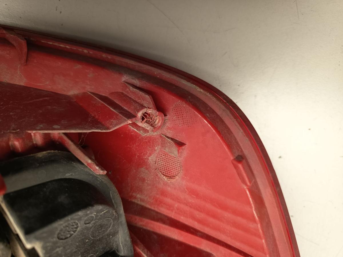 Audi A6 4F Kombi original R&uuml;ckleuchte rechts aussen LED Baujahr 2006