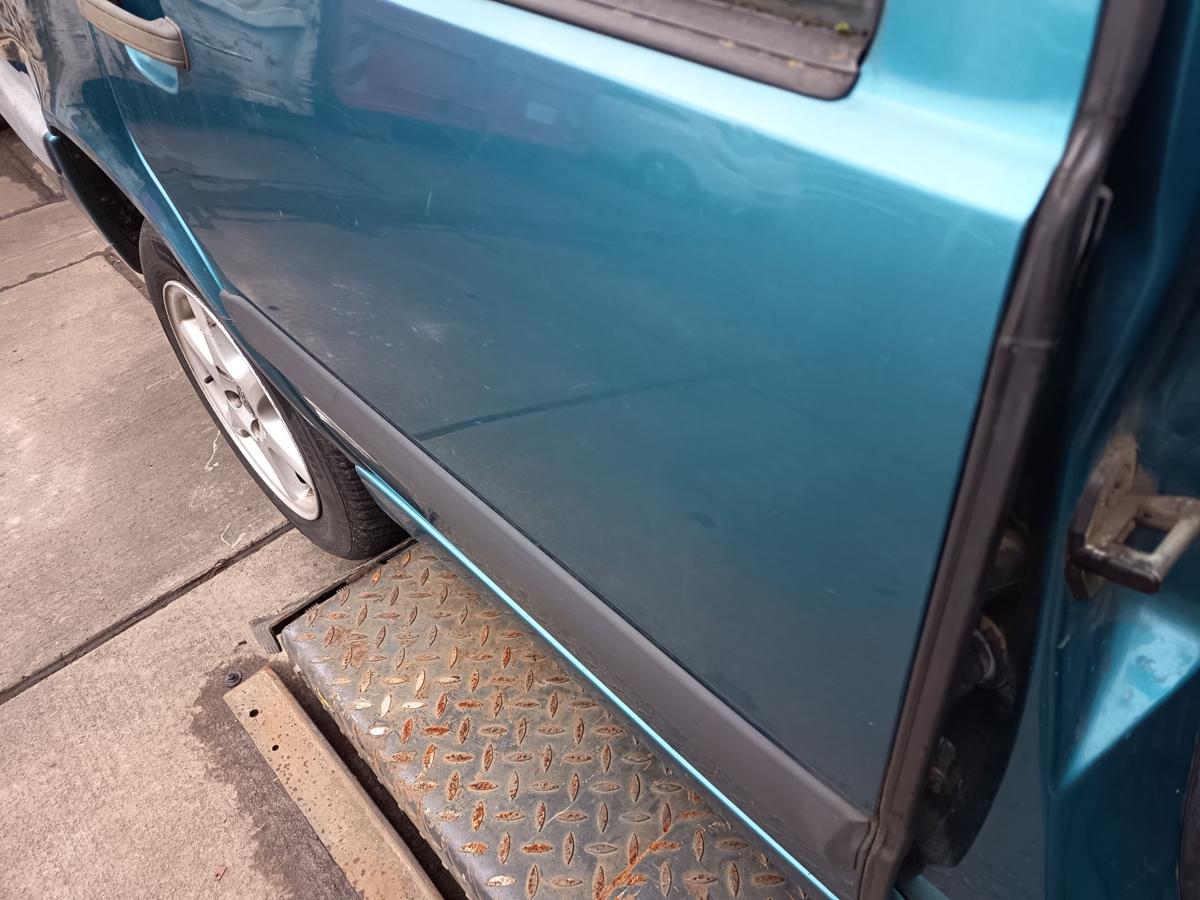 Volvo 850 Kombi original T&uuml;r hinten rechts Fond 422 T&uuml;rkis met Bj 1995