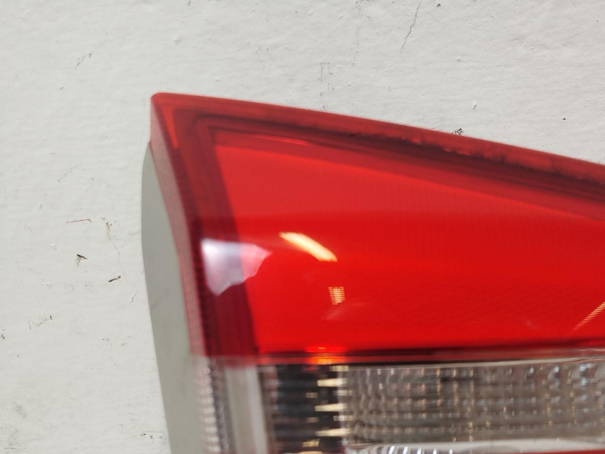 Ford Focus DYB CEW Turnier R&uuml;ckleuchte R&uuml;cklicht innen links Heckklappe ab14