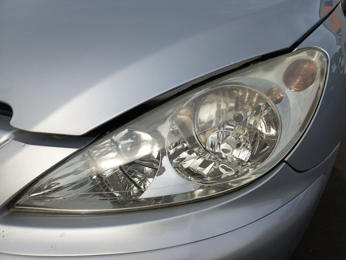 Peugeot 307SW original Scheinwerfer links Halogen vor Facelift Bj 2004