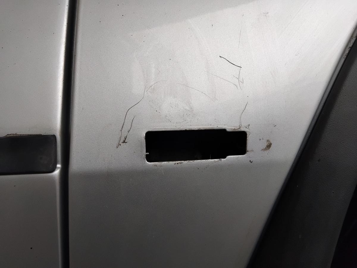 BMW X5 E53 original Kotfl&uuml;gel vorn rechts titansilbermetallic 354/7 BJ2000