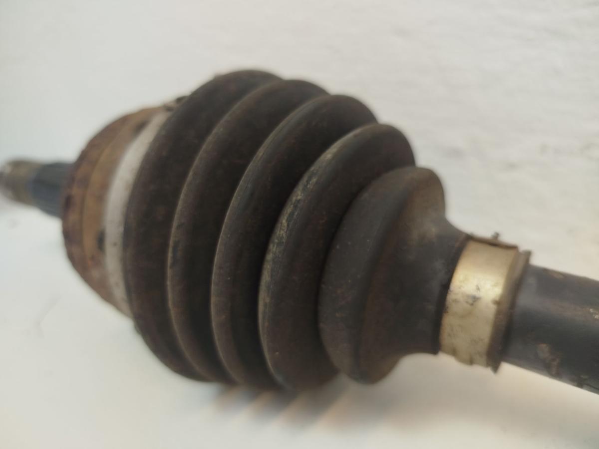 Citroen C1 Typ PS Antriebswelle Gelenkwelle vorn rechts 1.0 53kw OEM