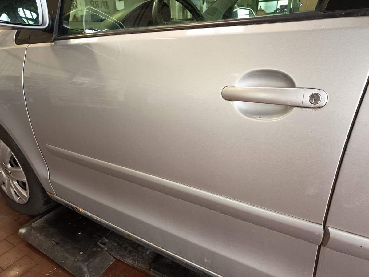 VW Polo 9N3 original T&uuml;r vorne links LA7W Reflexsilber Baujahr 2009