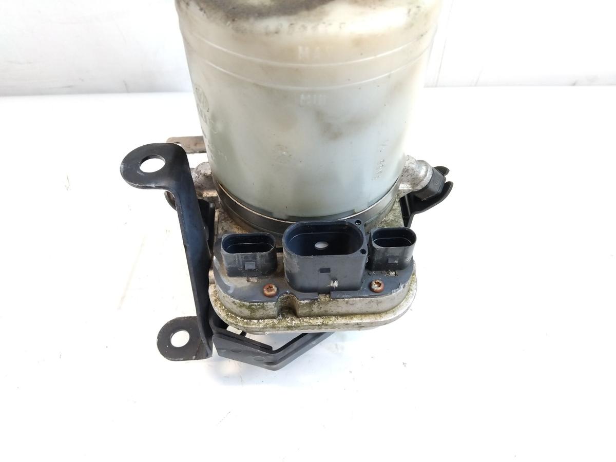 Audi A2 8Z original elektrohydraulische Servopumpe BJ2005 1.4TDI