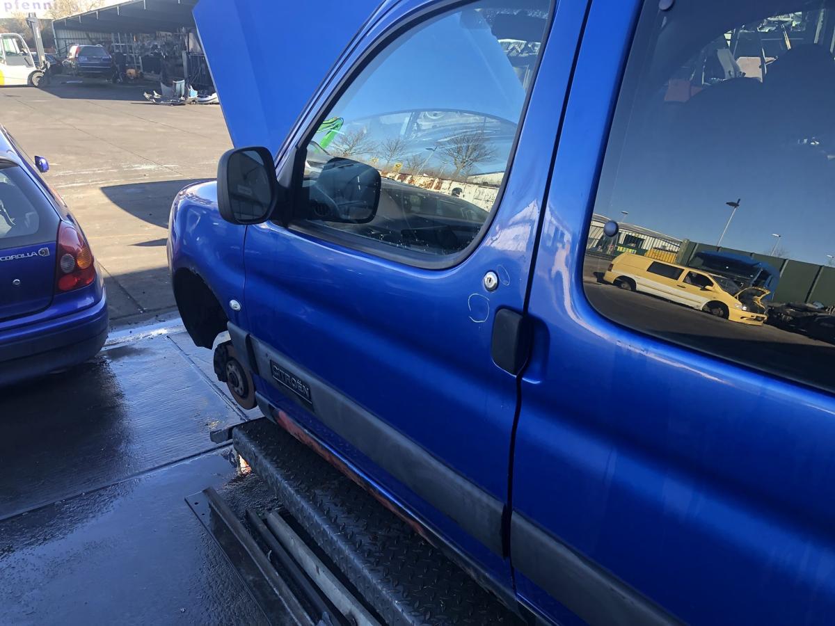 Citroen Berlingo I original Tür vorn links Fahrer KMH Königsblau Bj 2006