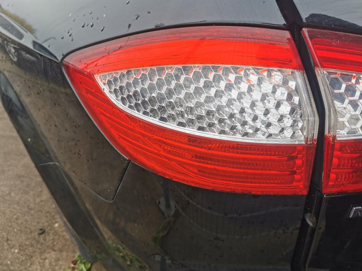 Ford Mondeo BA7 Kombi R&uuml;ckleuchte Schlussleuchte R&uuml;cklicht aussen links bis 10