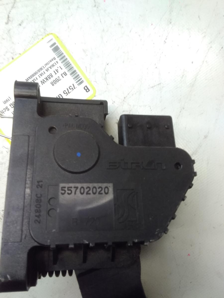 Fiat Grande Punto 199 original Gaspedal elektrisch 1,4T 88KW