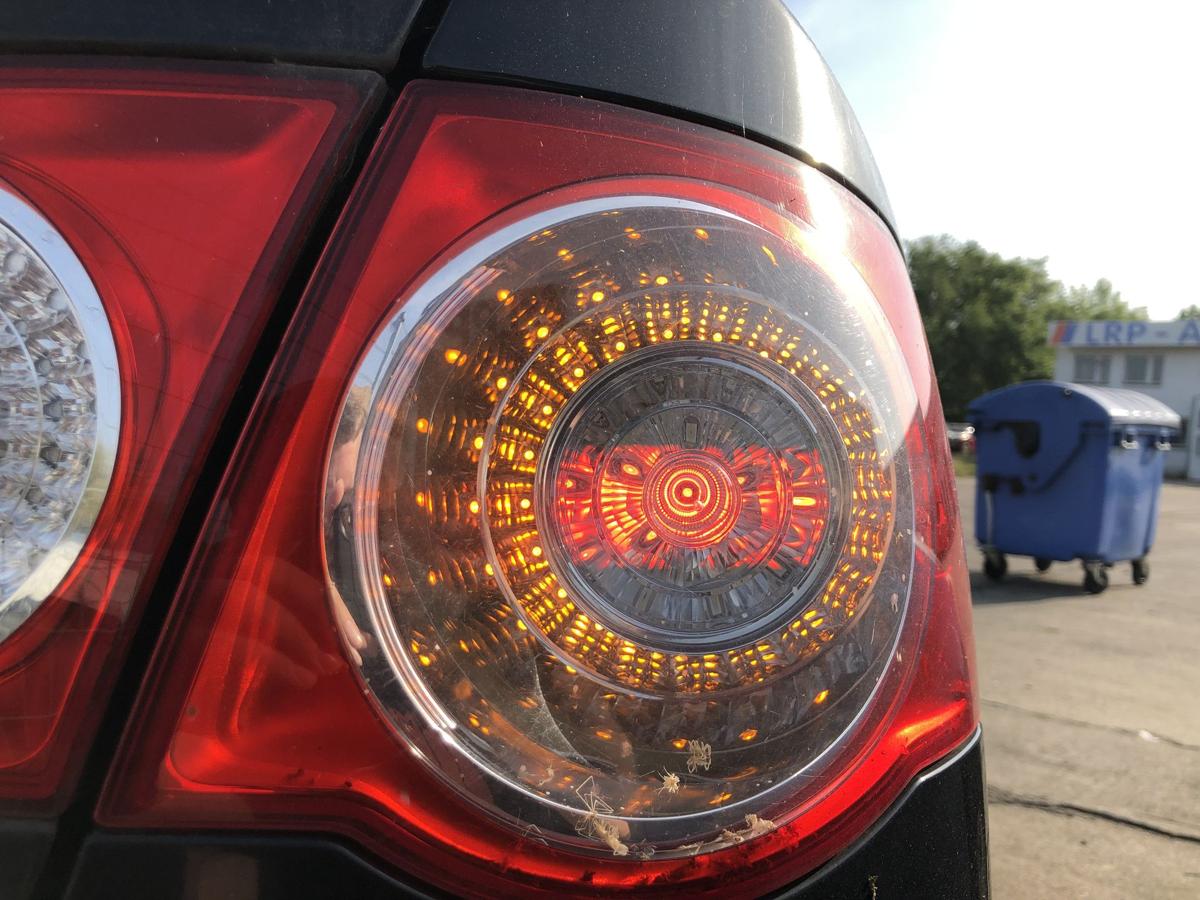 VW Jetta 1K Rückleuchte rechts außen Ecke Heckleuchte LED Schlusslicht