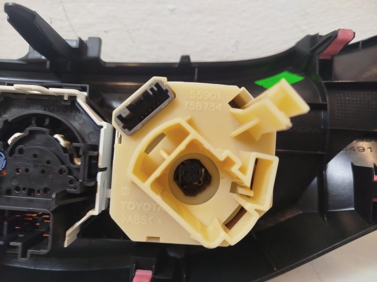 Toyota Yaris XP13 Heizungsregulierung Klimabedienteil man. Klima