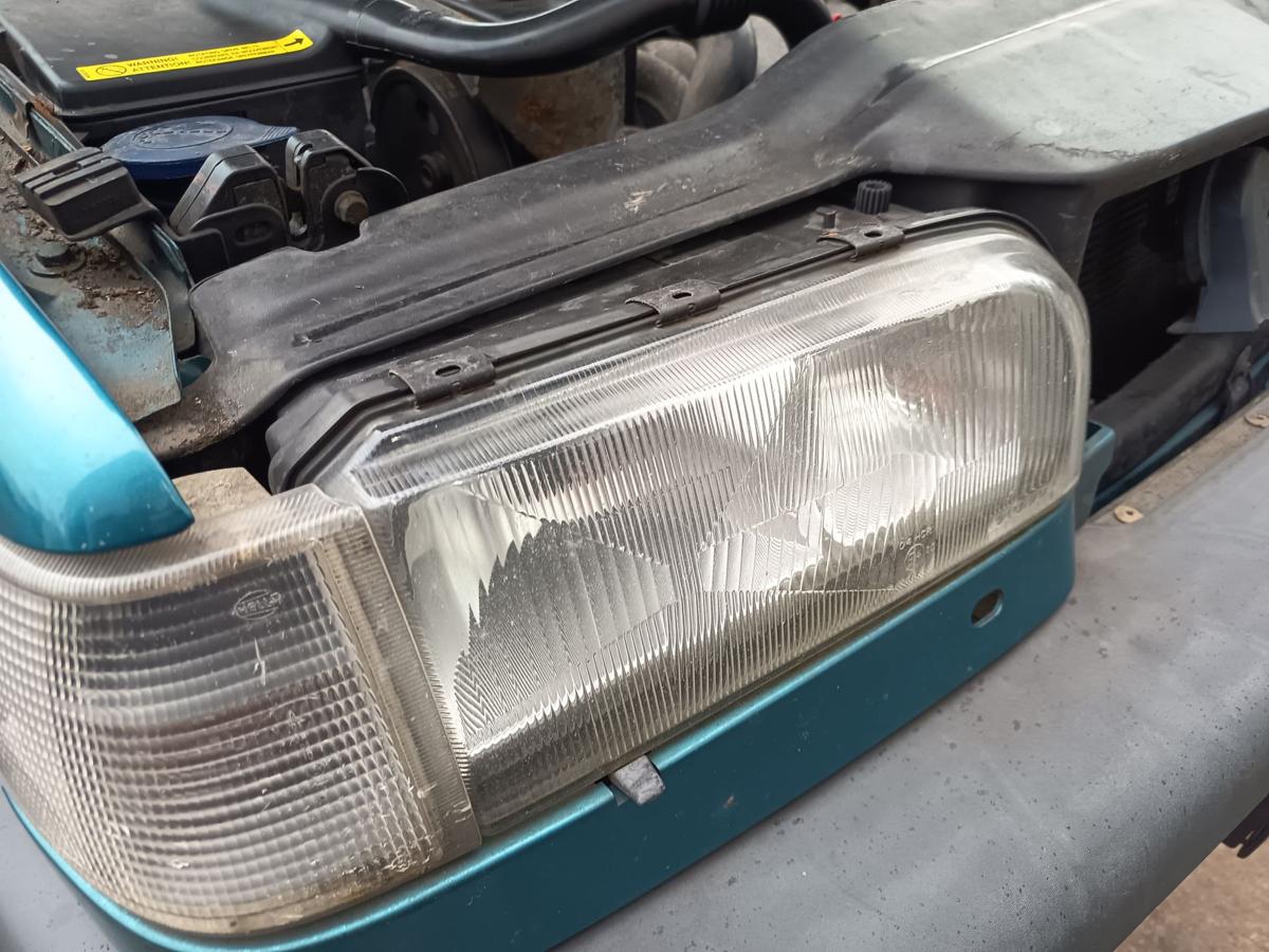 Volvo 850 original Hauptscheinwerfer rechts Halogen Front Licht Bj 1995