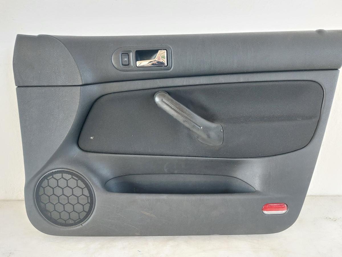 VW Golf 4 Bora 1J Variant Türverkleidung vorn rechts Türpappe Innenverkleidung