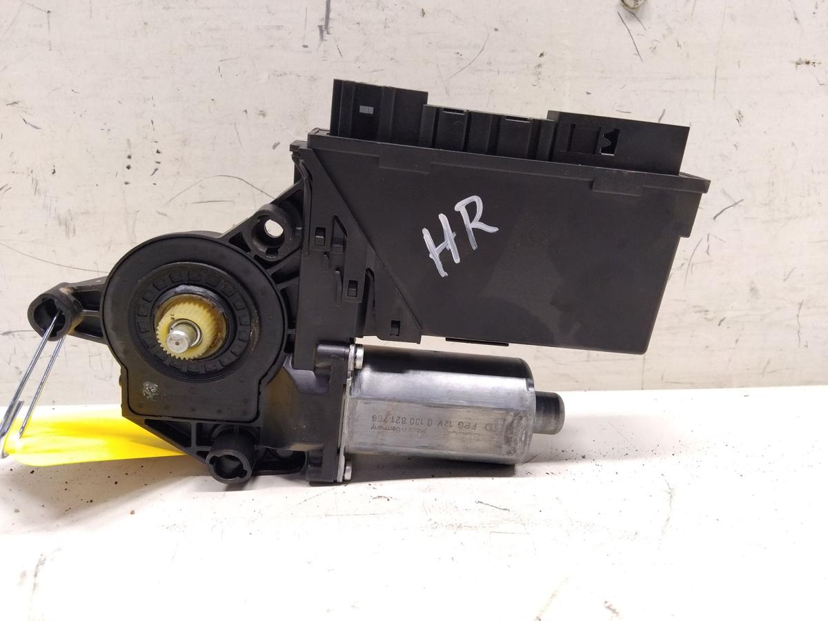 Seat Exeo ST 3R orig Fensterhebermotor hinten rechts ohne Hebermechanik BJ2011