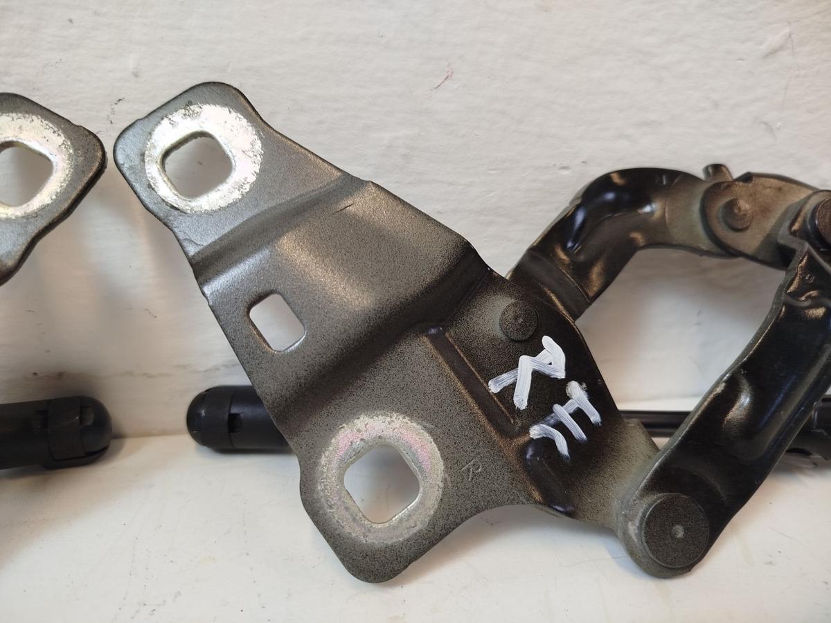 NIO EL6 Elektro SUV Satz Motorhaubenscharniere D&auml;mpfer Scharnier links rechts