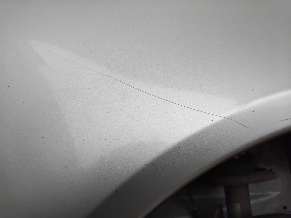 Mitsubishi Colt Z30 orig. Kotfl&uuml;gel vorn rechts 5-T&uuml;rer A50 Haag silber BJ2007