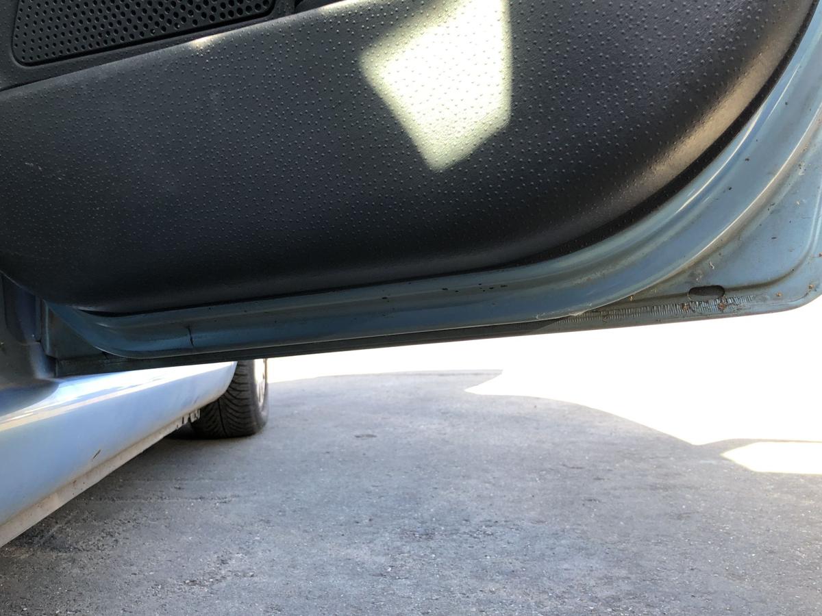 Citroen C3 Typ F T&uuml;r hinten rechts Fondt&uuml;r Rohbau KMY Lucia Blau Metallic