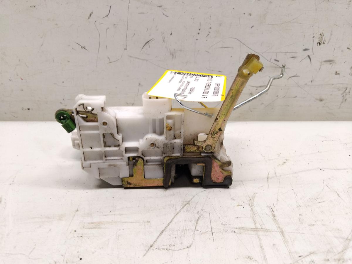 Toyota Avensis T22 orig T&uuml;rschloss vorn rechts mit Zentralverriegelung BJ2002