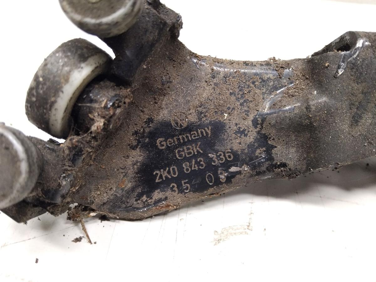 VW Caddy 2K orig Satz Rollenscharniere Rollenf&uuml;hrung Schiebet&uuml;r rechts BJ2005