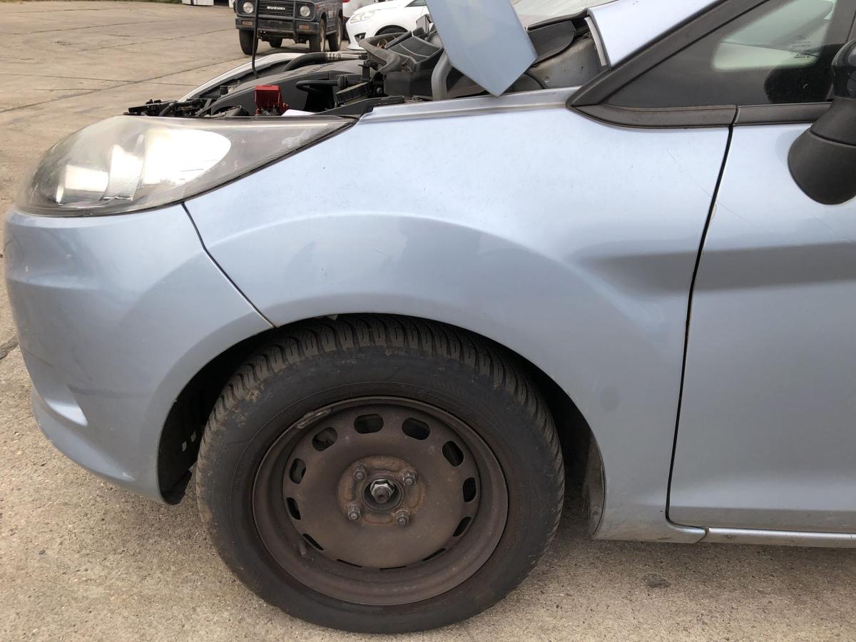 Ford Fiesta JA8 Kotfl&uuml;gel vorn links Fahrerseite Seitenwand J4 Tonic