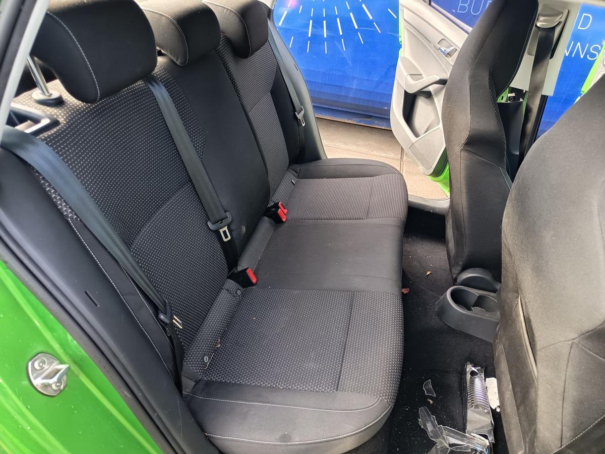 Skoda Rapid Spaceback original R&uuml;cksitzbank geteilt Stoff anthrazit Bj 2015