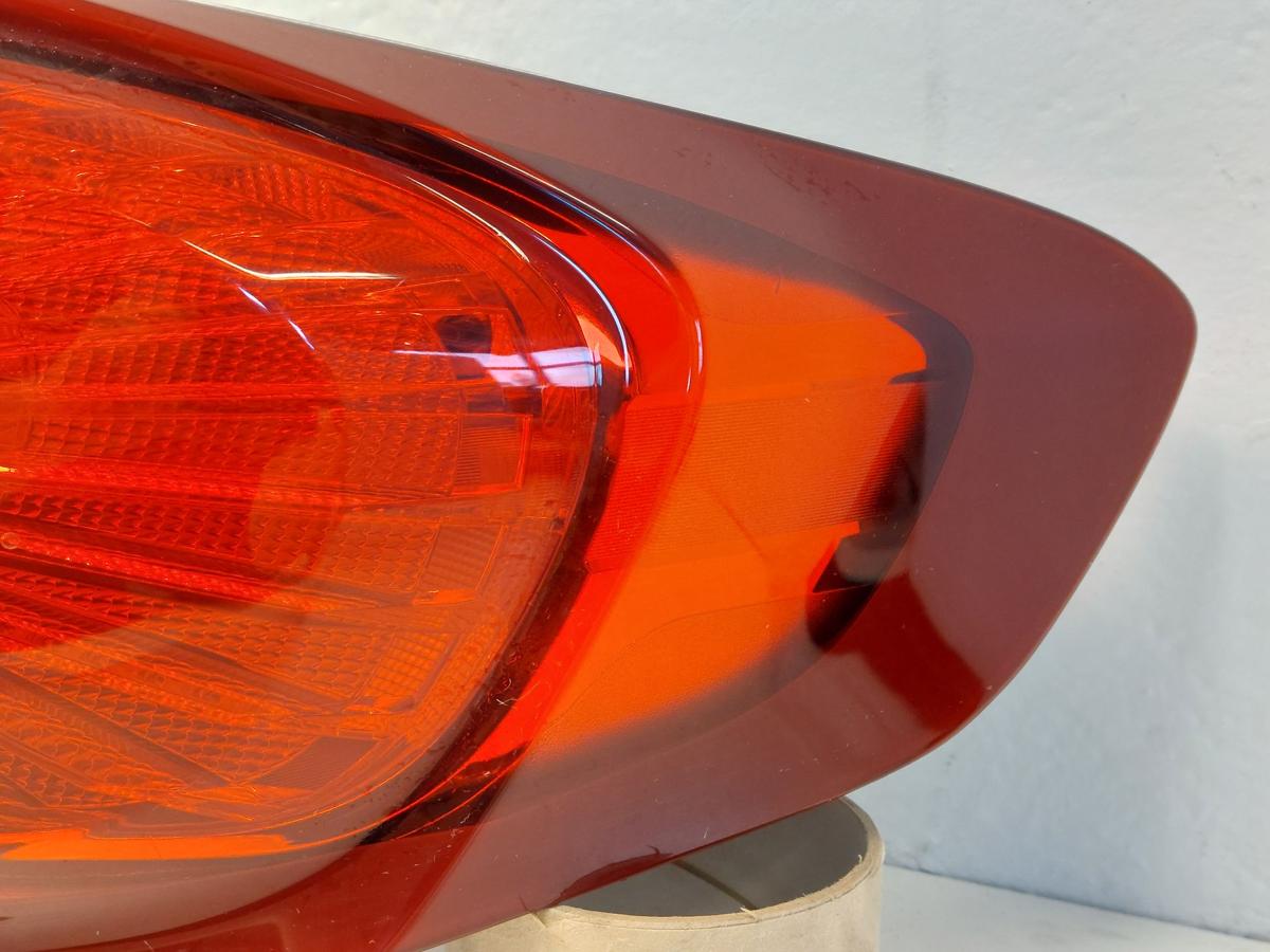 Fiat Tipo Typ 356 Rückleuchte rechts außen Ecke Rücklicht Stufenheck